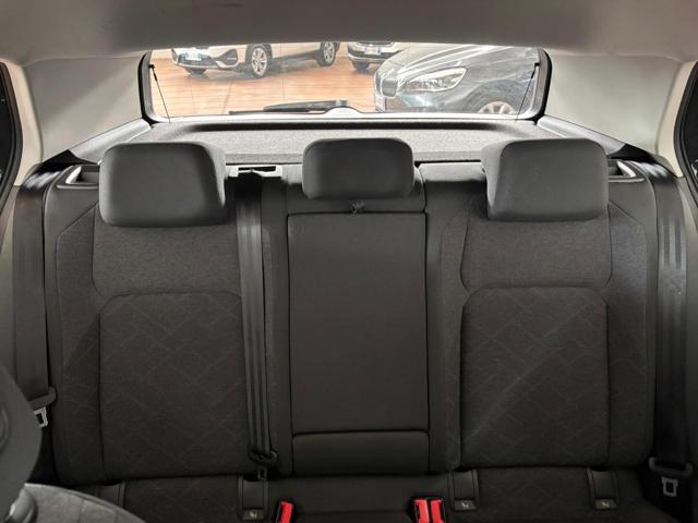VOLKSWAGEN Golf 1.0 TSI EVO Life