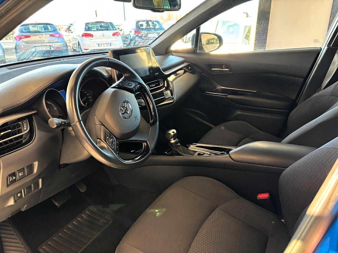 Toyota C-HR 1.8 Ibrida Cambio Automatico Neopatentati