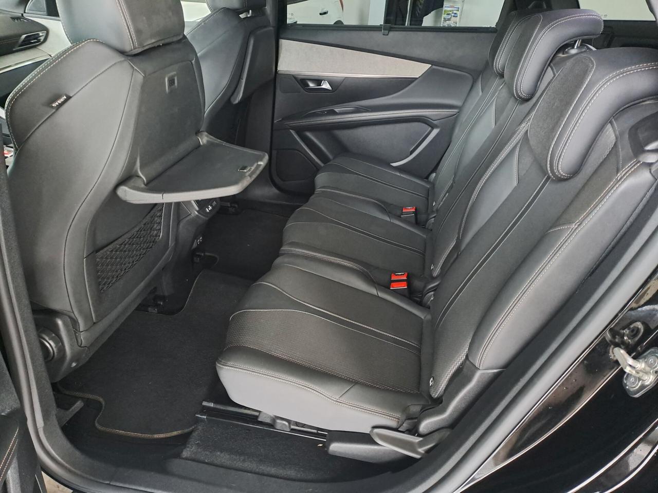 Peugeot 5008 blue HDi 180 EAT8 GT km 2023