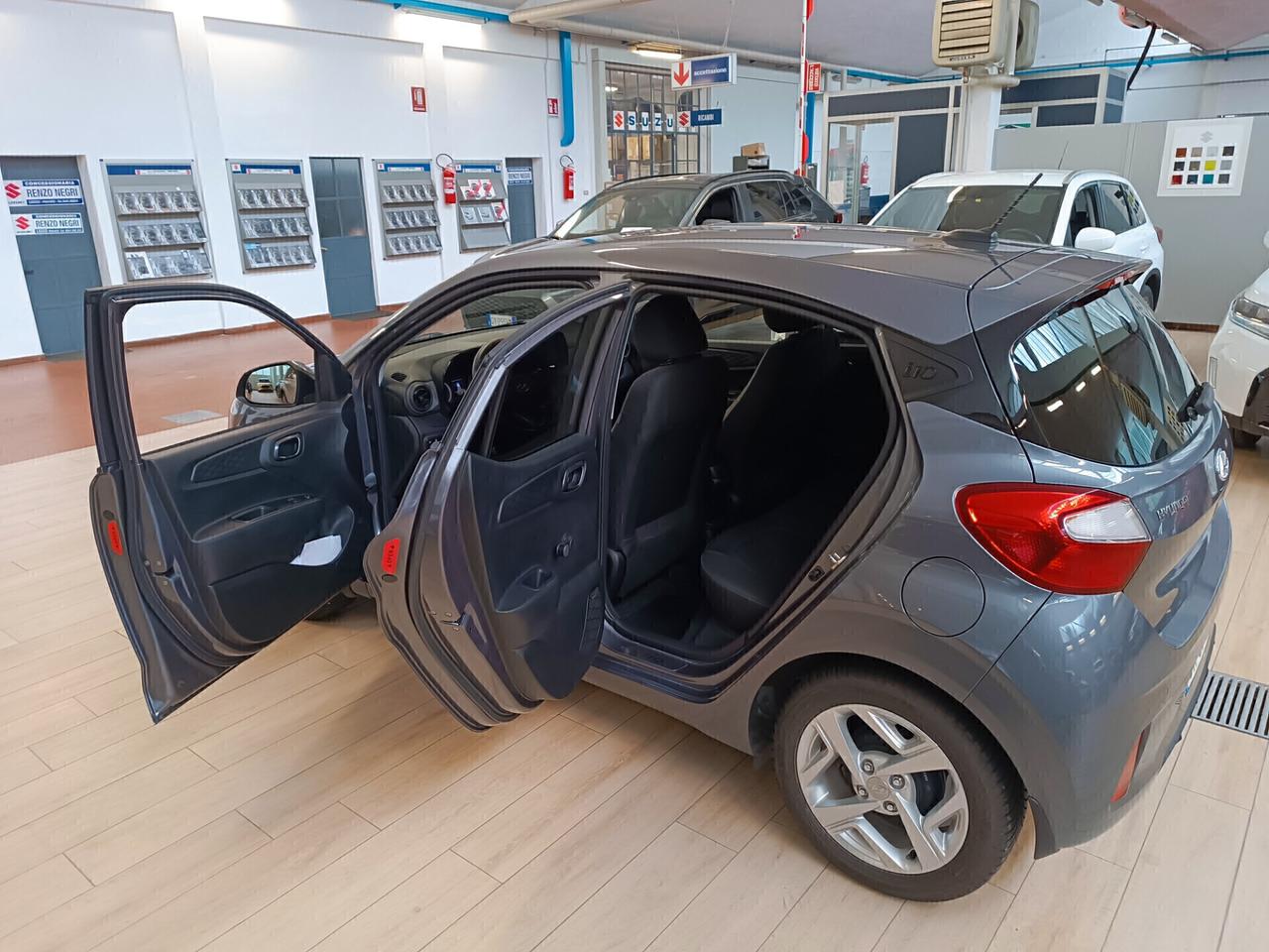 Hyundai i10 1.0 MPI AT Tech