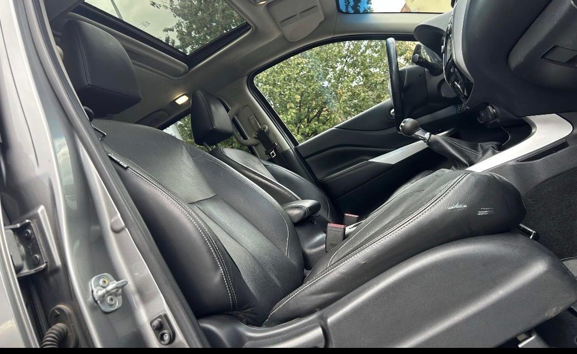 Nissan Navara 2.3 dCi 190 CV 4WD Double Cab N-Connecta