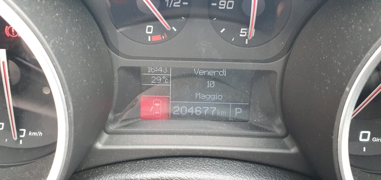 Alfa Romeo Giulietta 1.6 JTDm TCT 120 CV Automatica