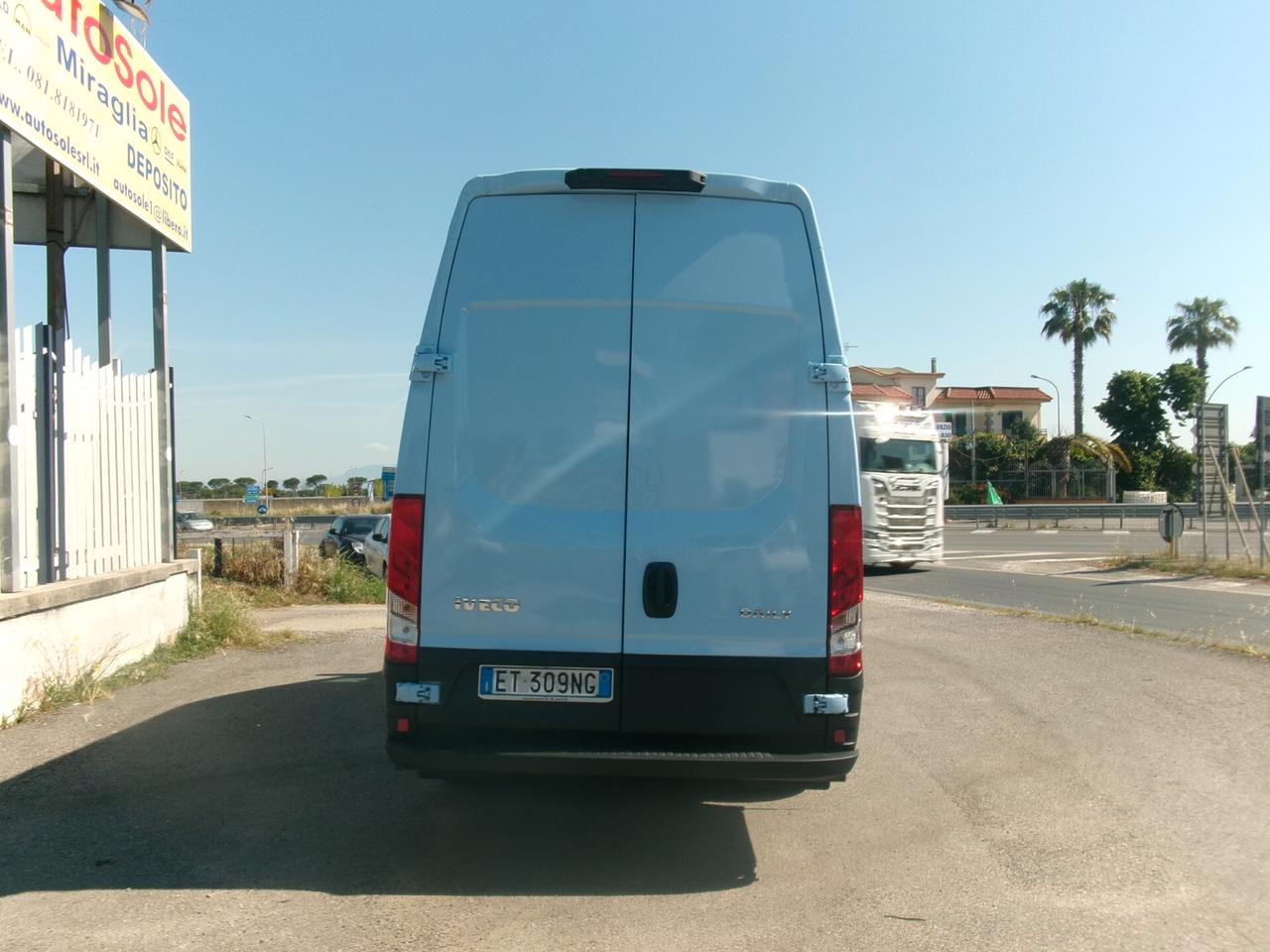 Iveco Daily 35C13 2.3 130CV E5 FURGONE GEMELLATO P.3520 H3 **135000KM**