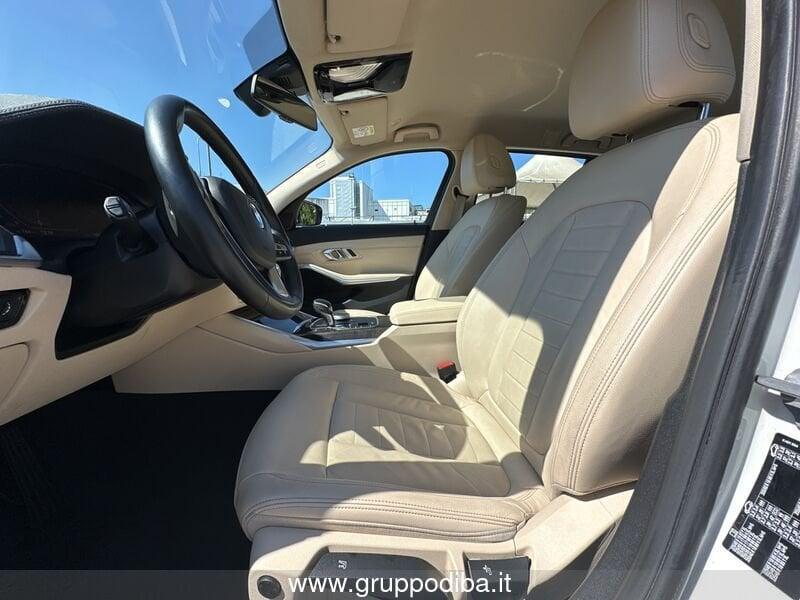 BMW Serie 3 G21 2019 Touring Diese 320d Touring Luxury auto