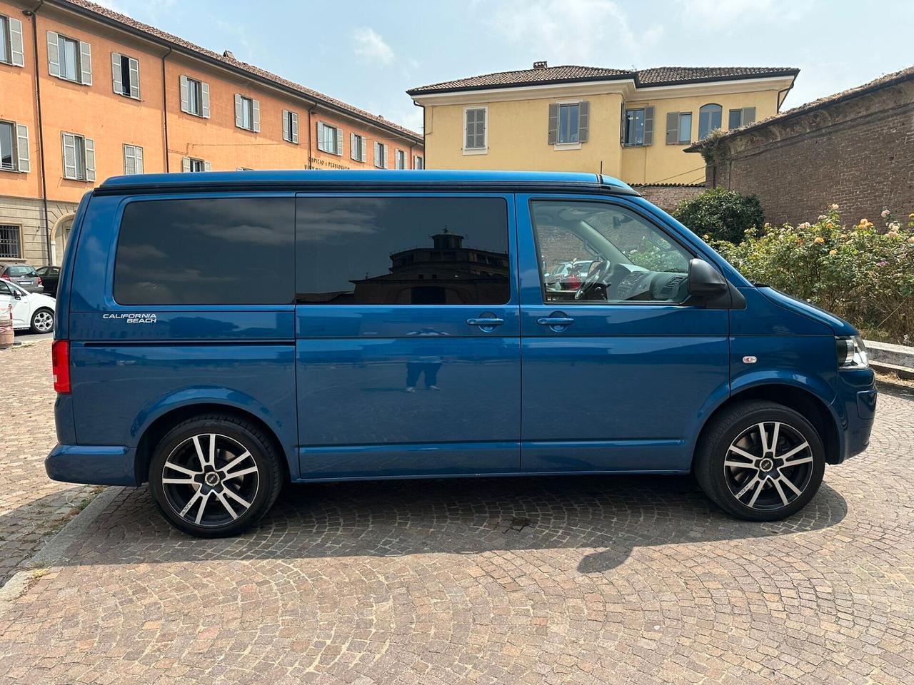 Volkswagen T5 California Beach 2.0 BiTDI 180CV PL