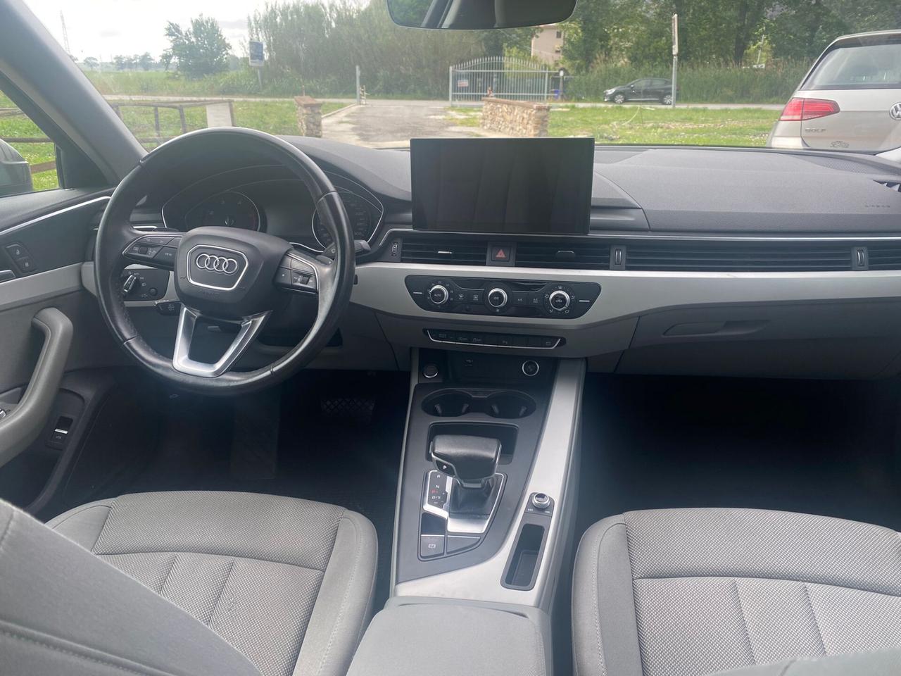 Audi A4 35 TDI/163 CV S tronic Business