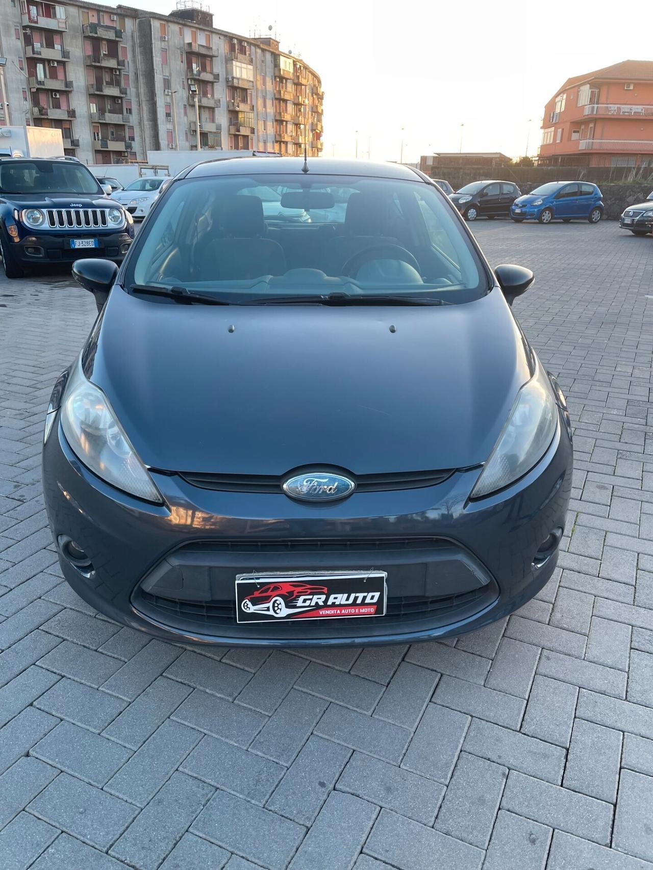 Ford Fiesta 1.2 82cv