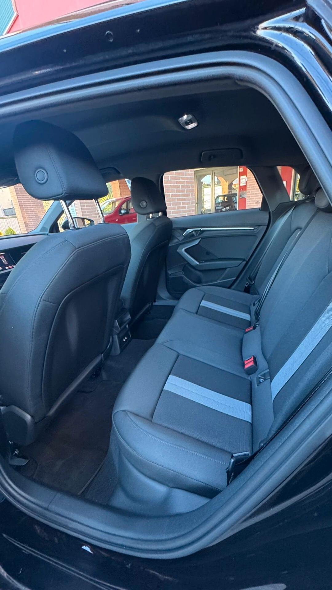 Audi A3 SPB 35 TDI Business Advanced