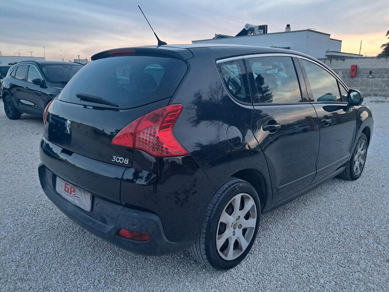 Peugeot 3008 -1.6HDI--110CV* Allure *CLIMA-PARK*