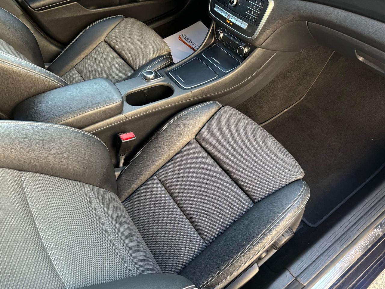 MERCEDES CLA 200d S.B. Sport - Tetto Led Navi
