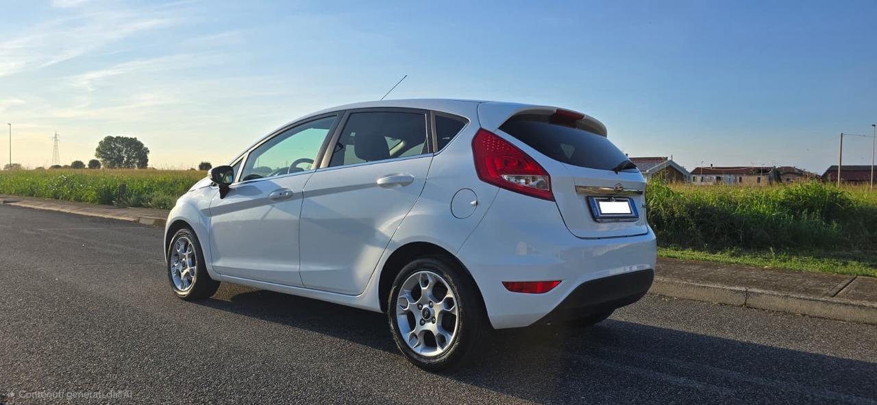 Ford Fiesta 1.4 5 porte Bz.- GPL