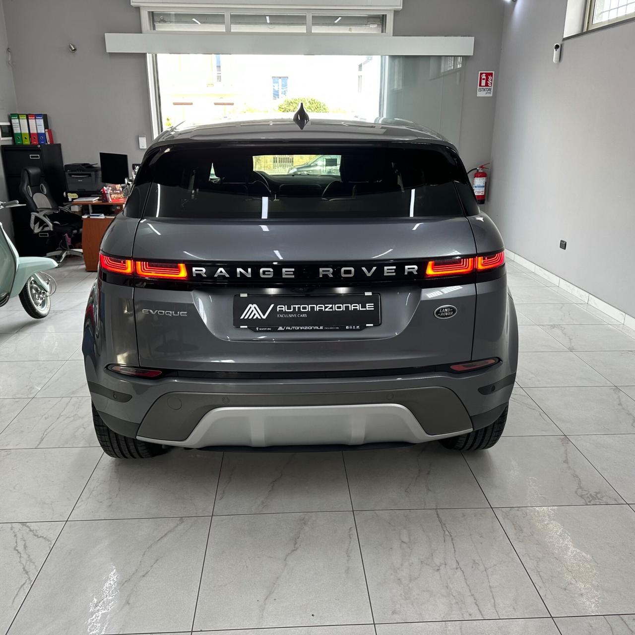 Land Rover Range Evoque 2.0D I4 mhev Nolita Edition awd 163cv auto Full