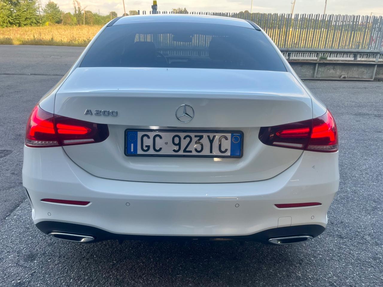 Mercedes-benz A 200 Automatic Premium Amg Sedan