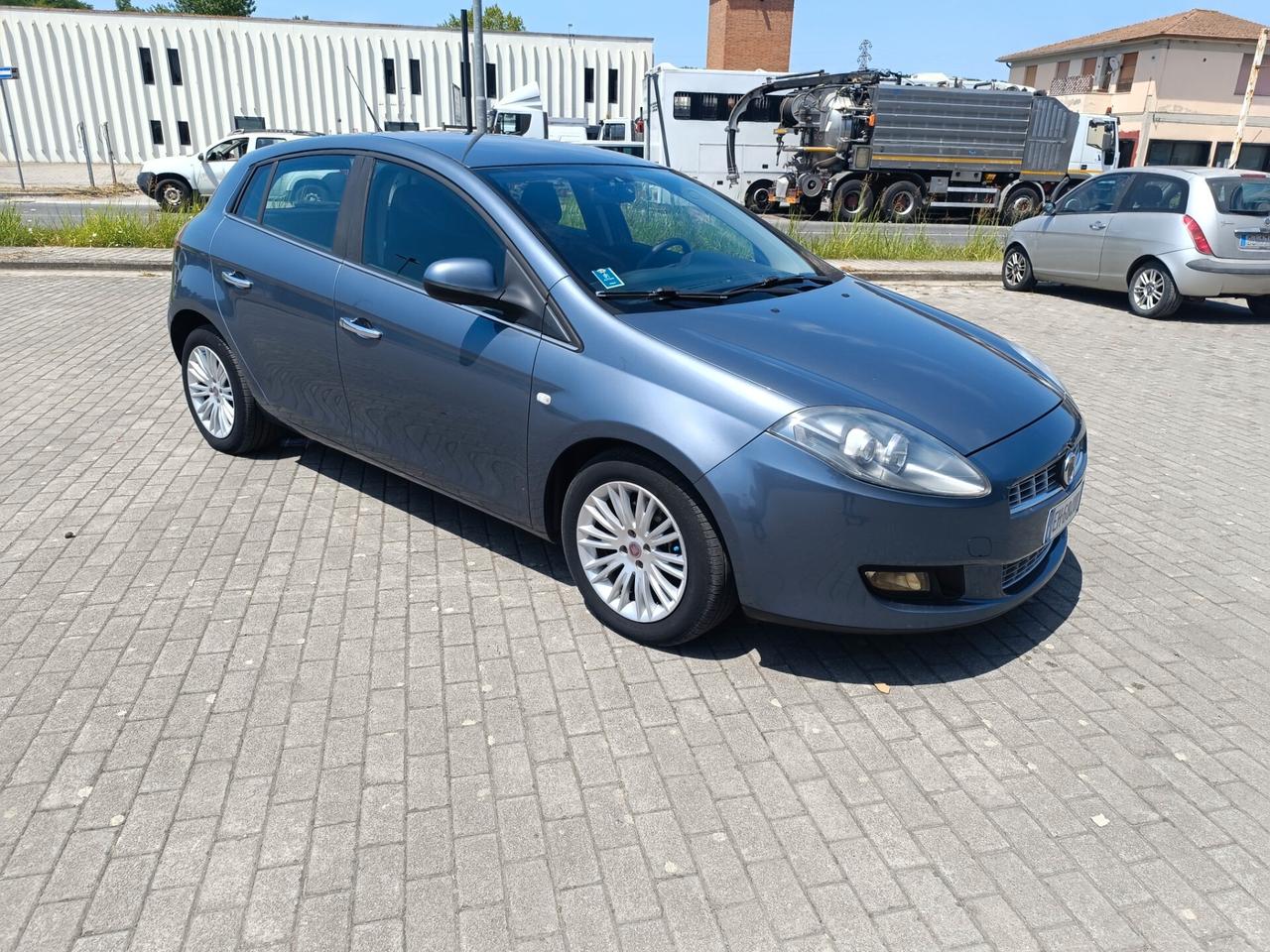 Fiat Bravo 1.6 MJT del 2011 SOLAMENTE 120.000 km