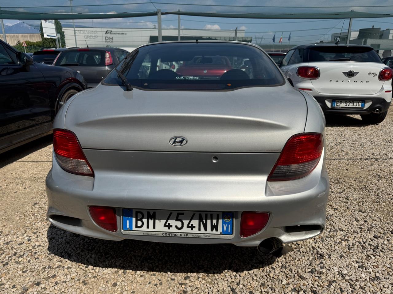 Hyundai Coupe 1.6i 16V cat Air