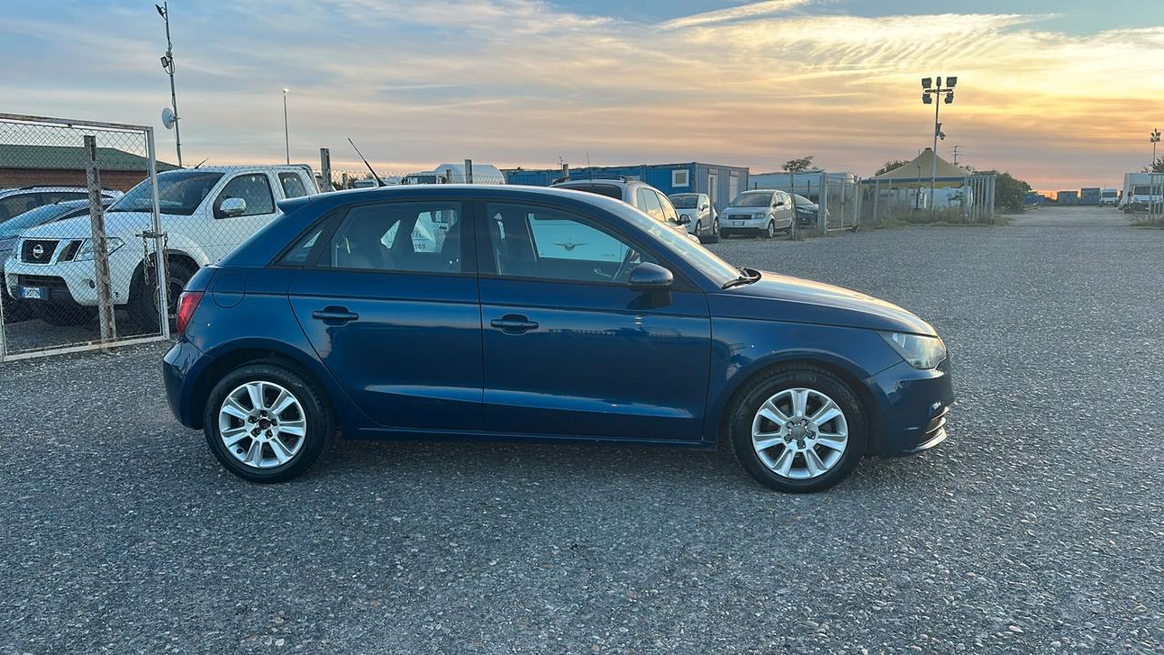 Audi A1 1.6 TDI S tronic line edition plus