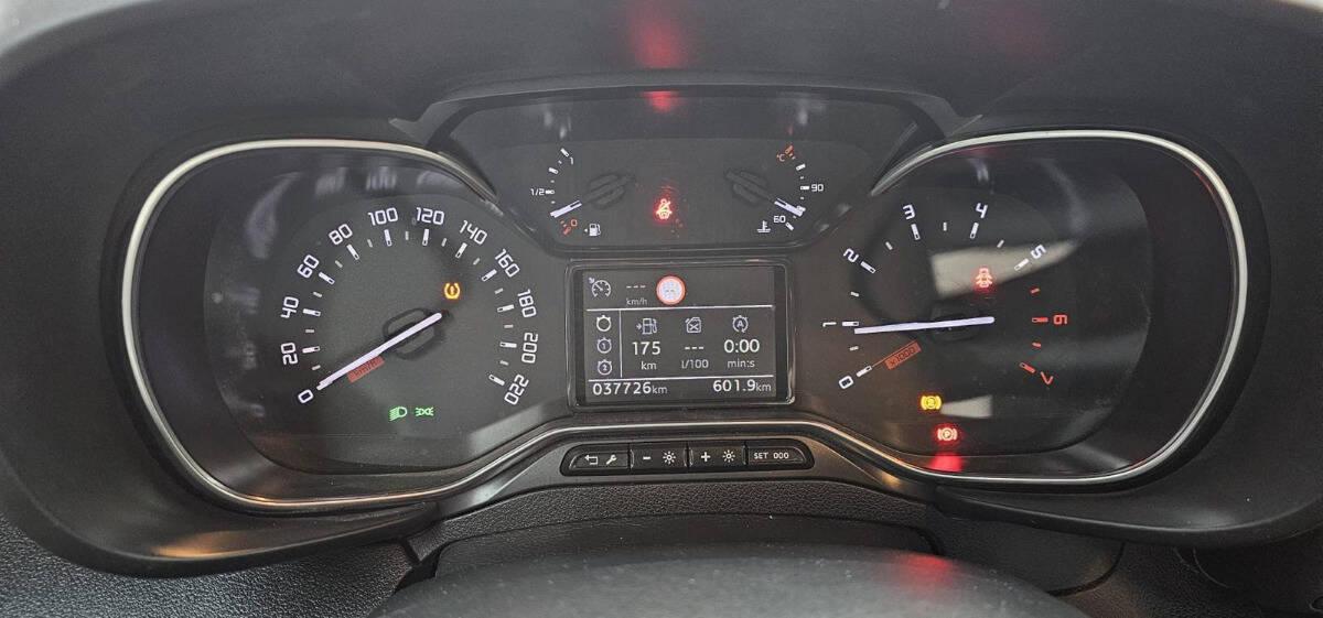 Citroen Berlingo Berlingo 1.5 bluehdi XTR 130 CV Tinverkan N1