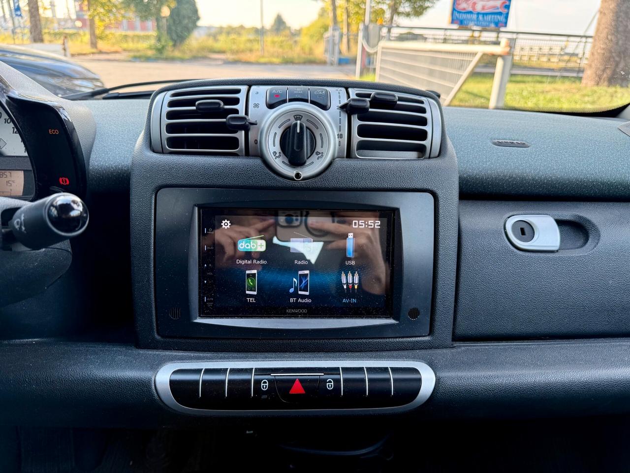 smart forTwo 1.0 mhd Pure 71cv ADATTA ANCHE A NEO PATENTATI