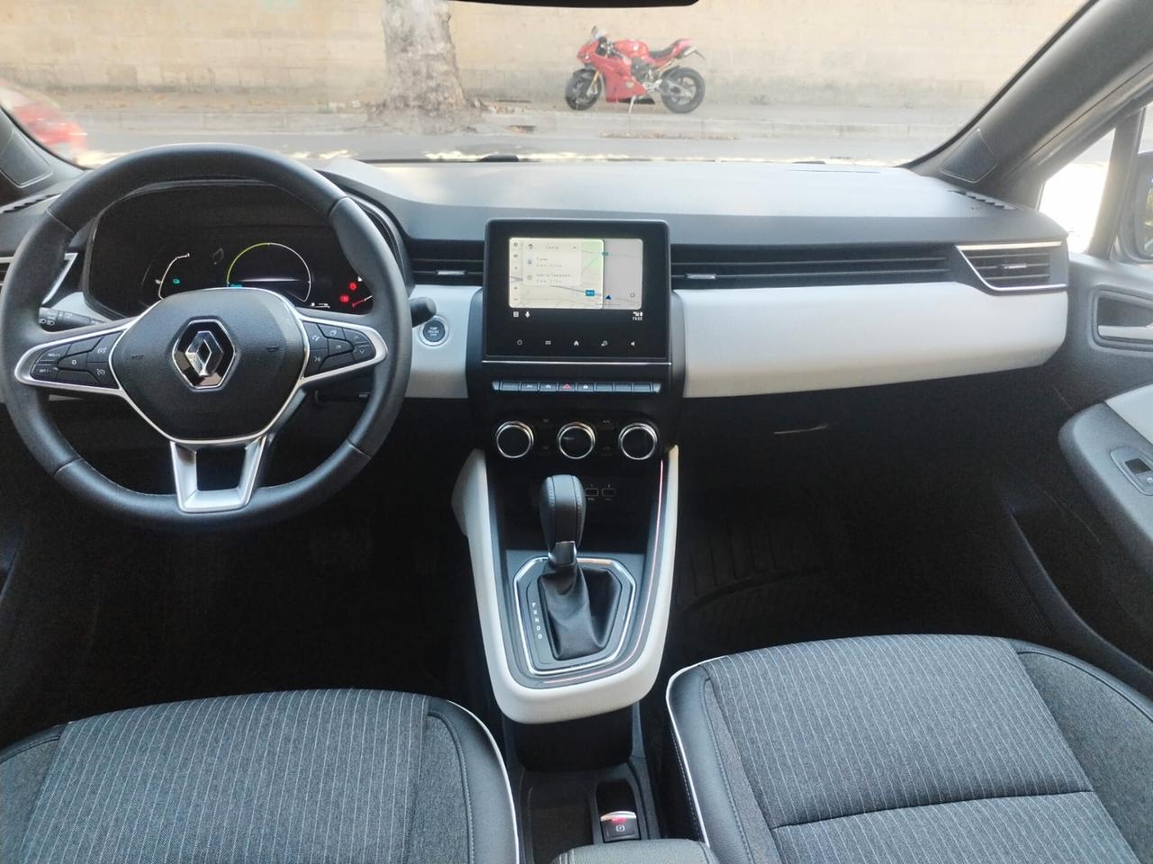 Renault Clio Full Hybrid E-Tech 145 CV 5 porte Techno