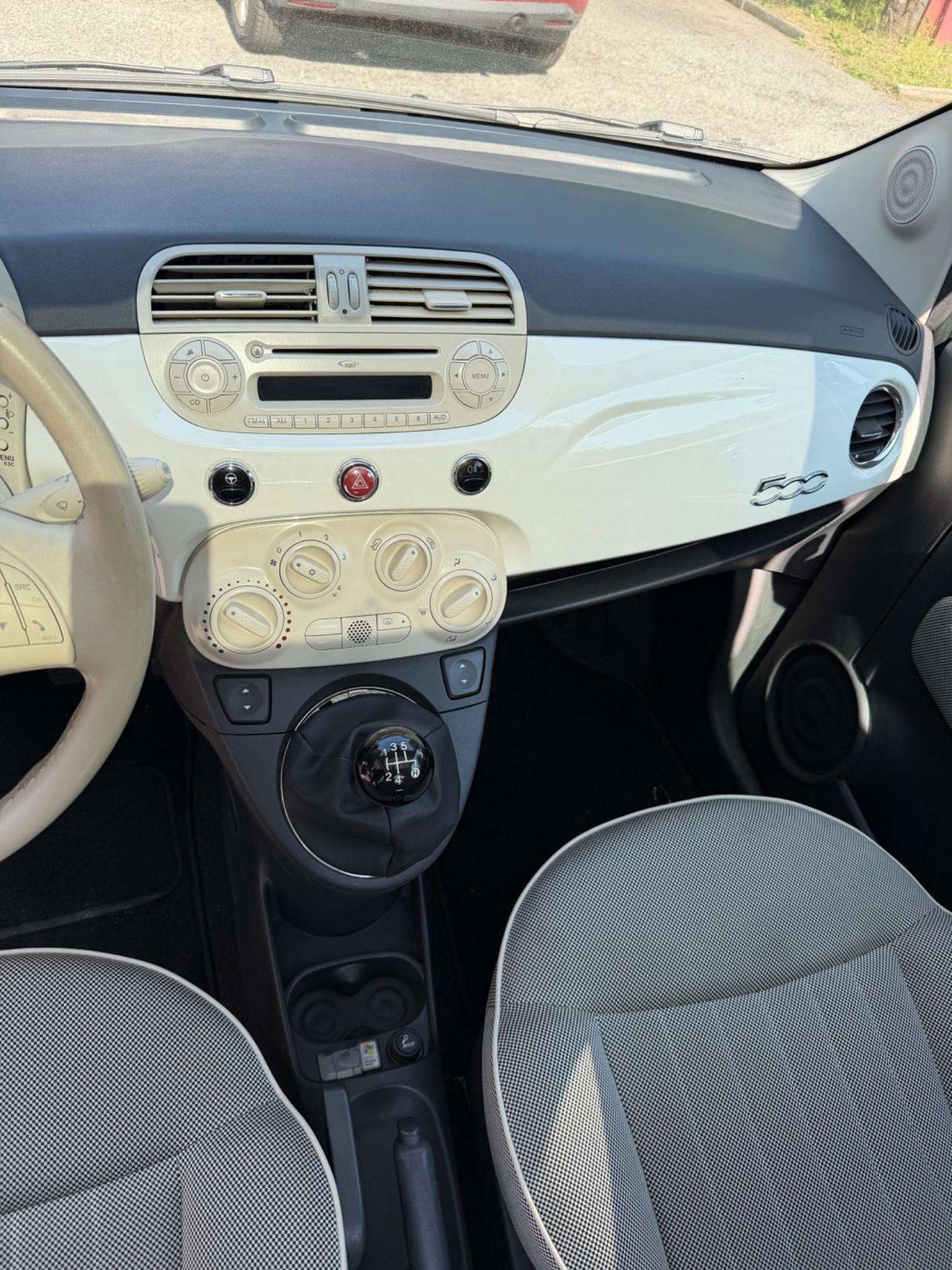 Fiat 500 1.2 Lounge 73000 KM
