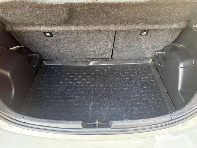 Toyota Yaris Yaris 5p 1.5h Active