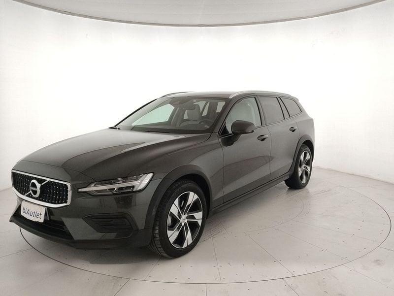 Volvo V60 Cross Country 2.0 b4 Business Pro Line awd auto