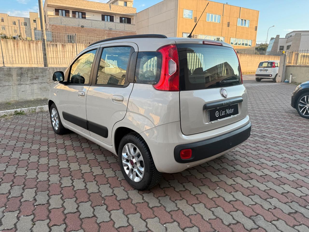 Fiat Panda 1.3 MJT S&S Lounge Cerchi Sensori Pochi Km