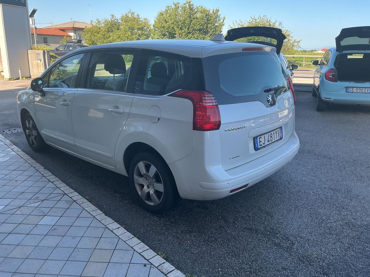 Peugeot 5008 7 POSTI 1.6 HDi 112CV