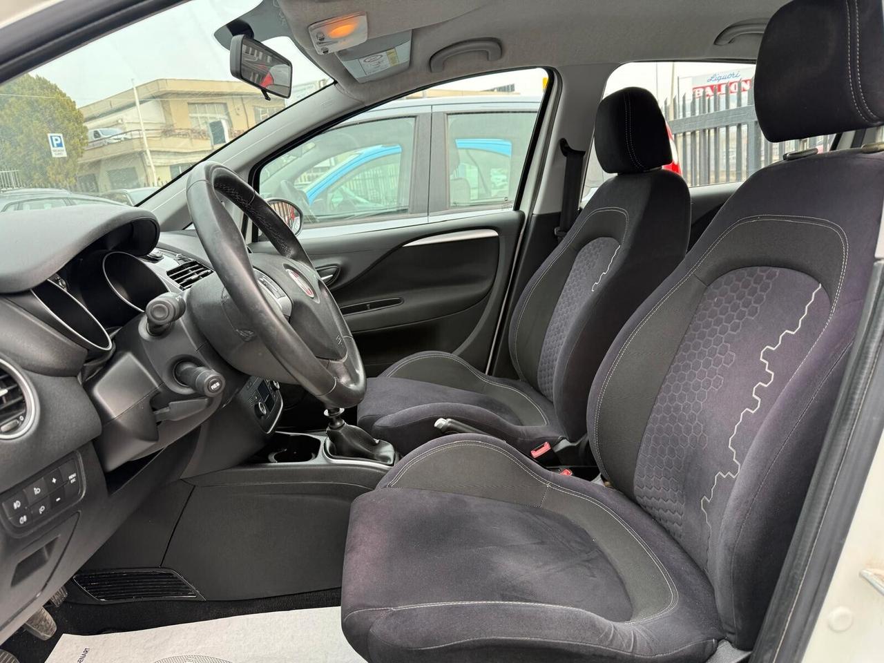 Fiat Punto Grande 1.2 Fire Lounge 5p