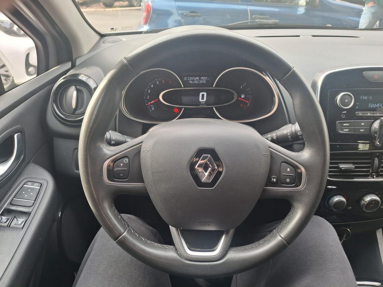 Renault Clio TCe 100 CV 5 porte Intens