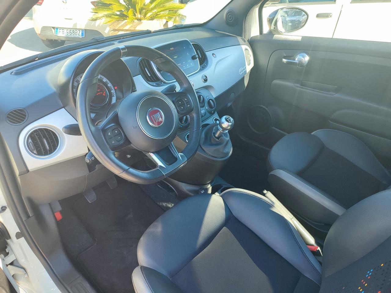 Fiat 500 1.0 Hybrid Hey Google