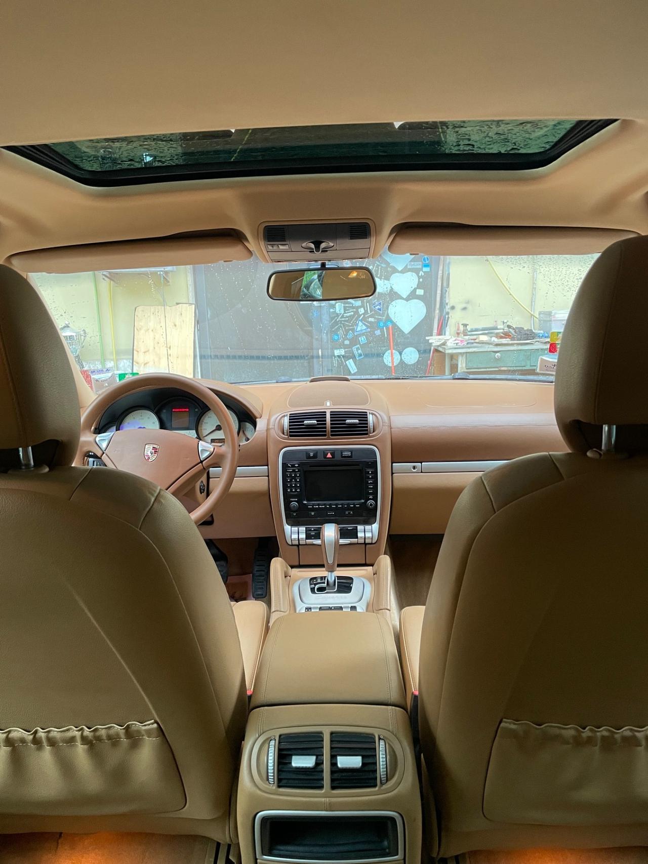 Porsche Cayenne 3.6