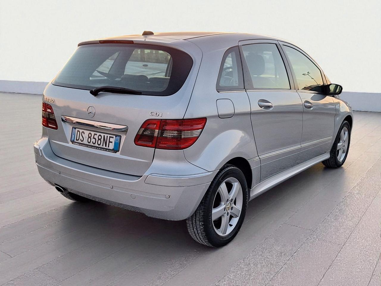 Mercedes-benz B 200 CDI Sport NEOPATENTATI PELLE TEL BLUETOOTH