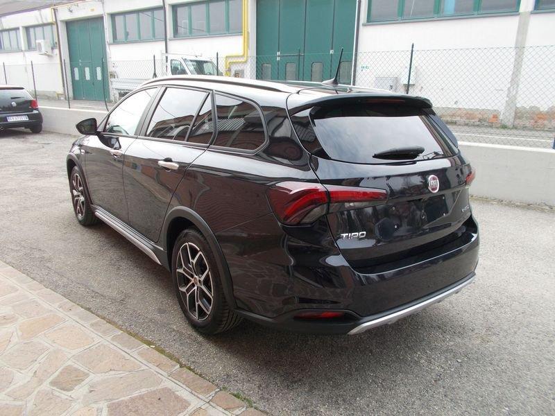 FIAT Tipo Fiat tipo 1.5 Hybrid DCT SW Cross