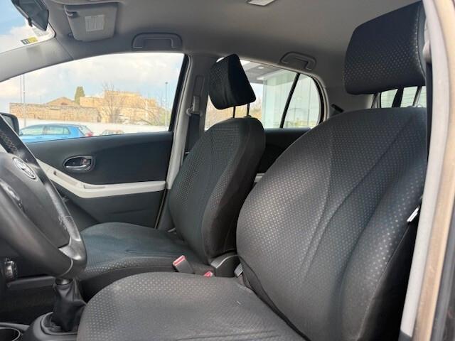 Toyota Yaris 1.0 5 porte Sol 2010