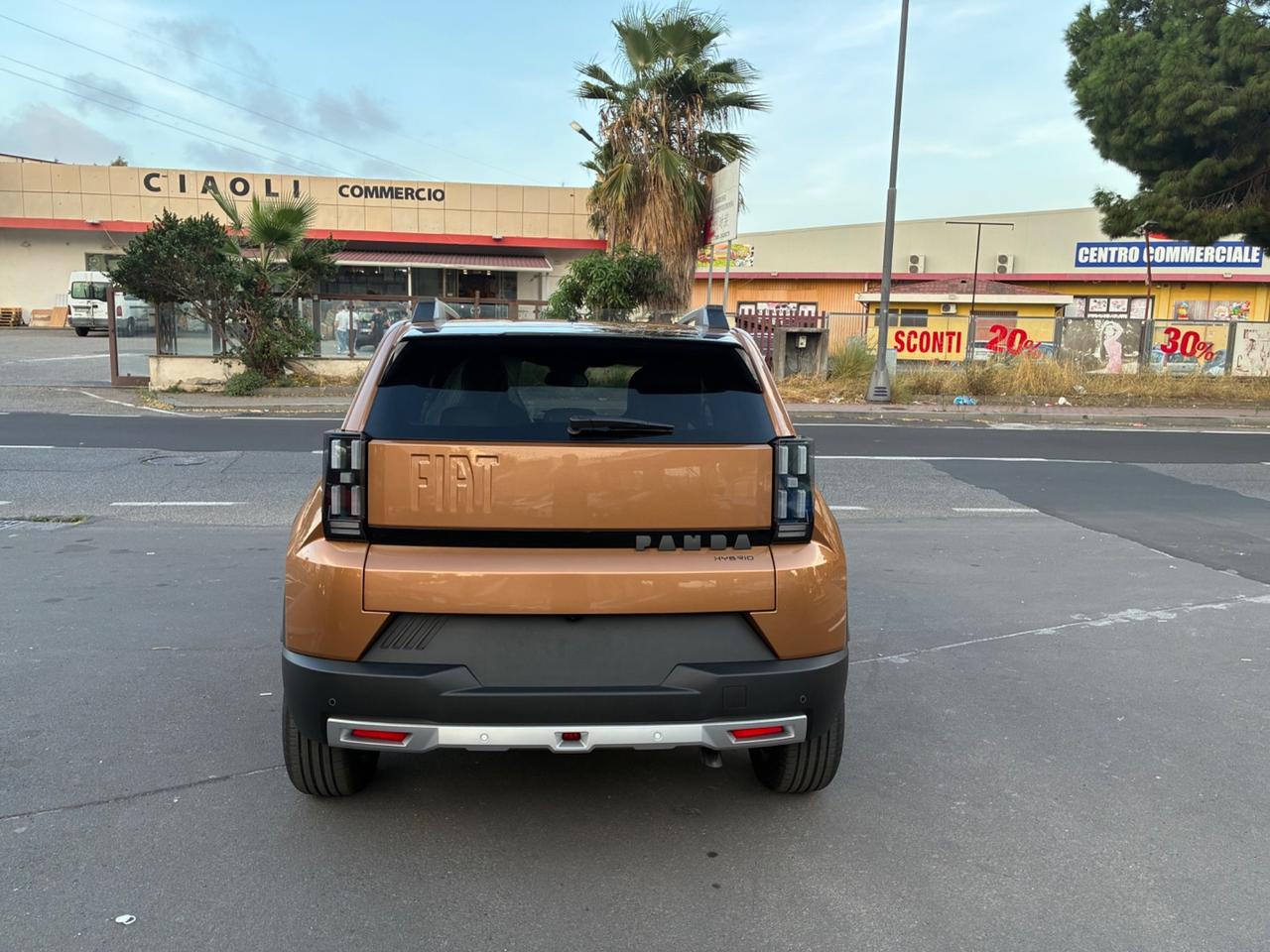 Fiat Grande Panda 1.2 Hybrid 110 CV La Prima KM 0 IVA ESPOSTA