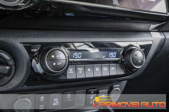 TOYOTA Hilux 2.8 D-4D A/T 4WD 4 porte Double Cab Invincible