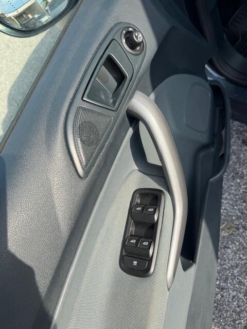 Ford Fiesta 1.2 60CV 5p. Tit.-UNICO PROPRIETARIO-OK NEOPATENTATI
