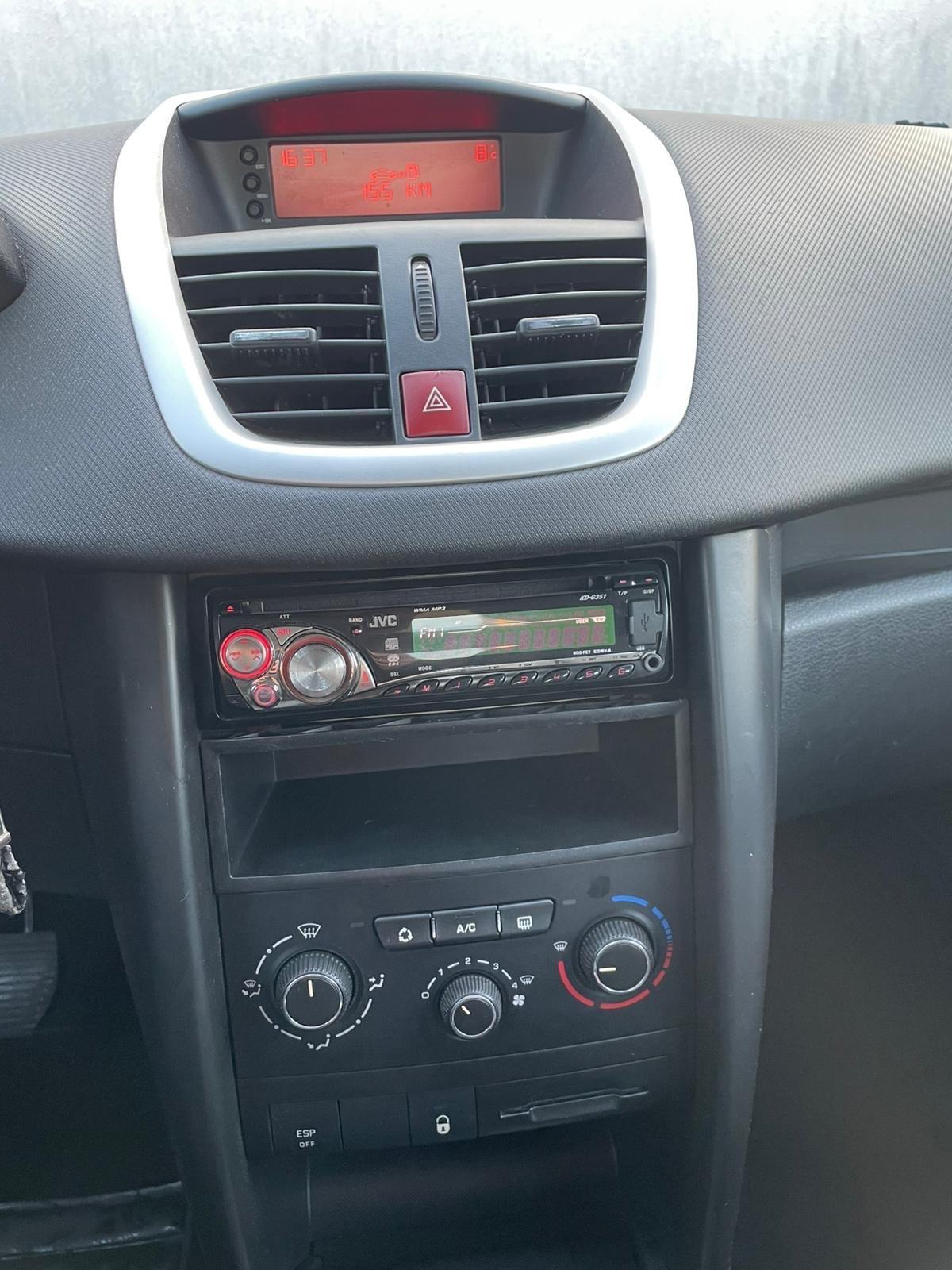 Peugeot 207 1.4 8V 75CV 5p. X Line 12 MESI GARANZIA