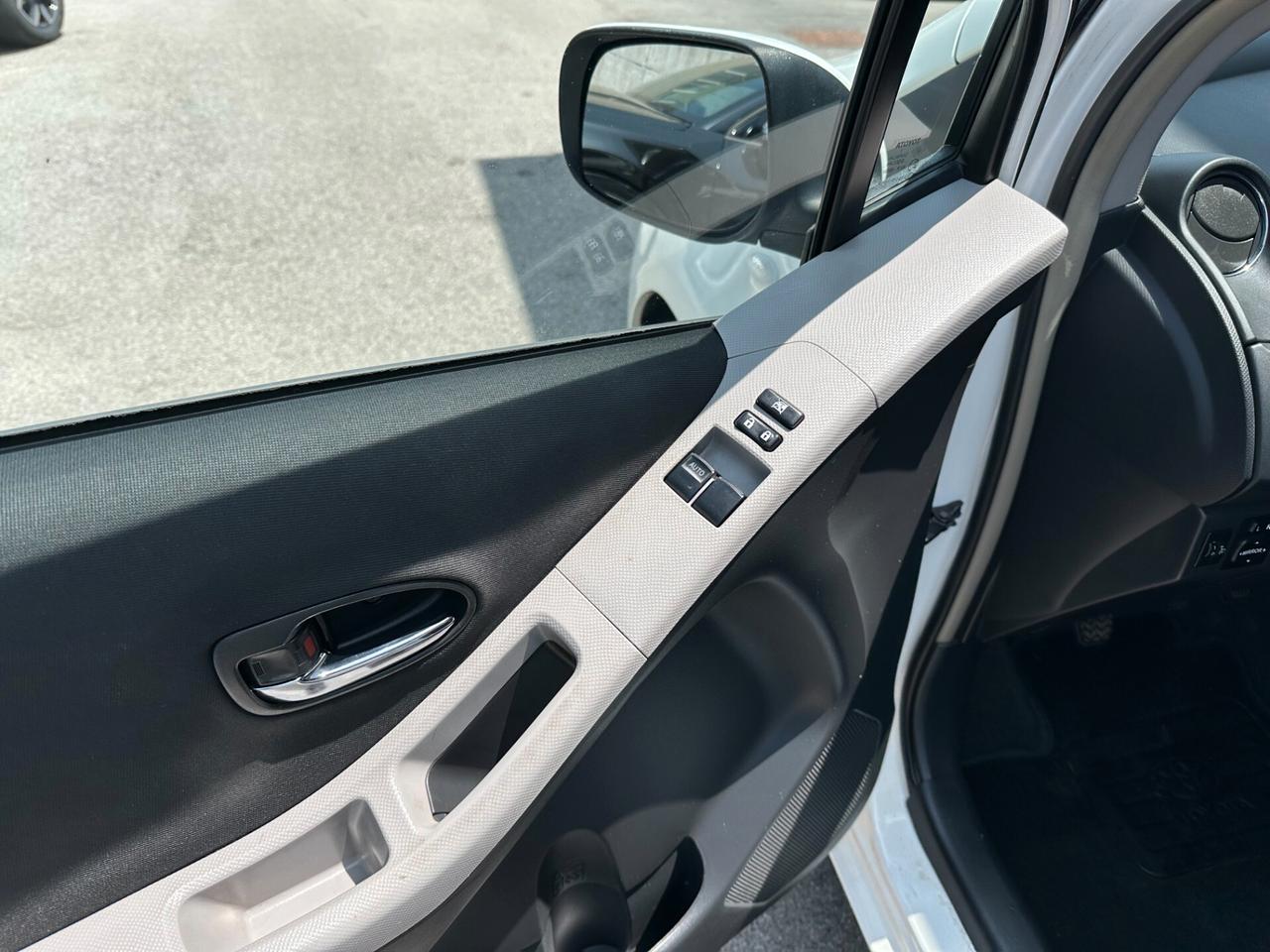Toyota Yaris 1.4 D-4D DPF 5 porte