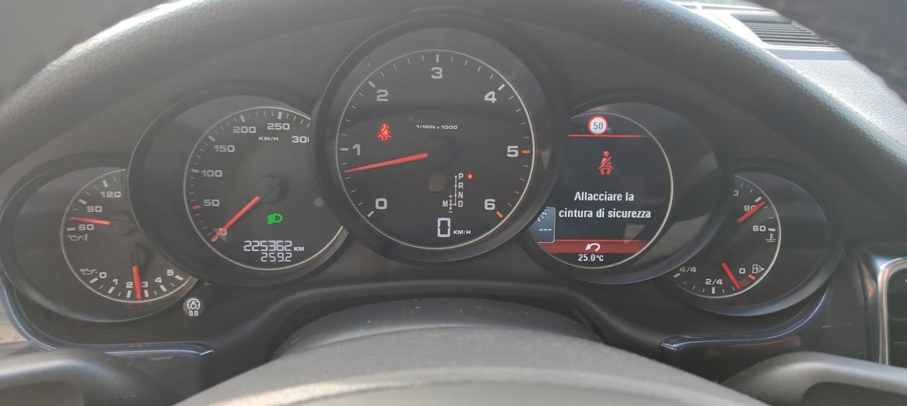 Porsche Panamera S 3.0d