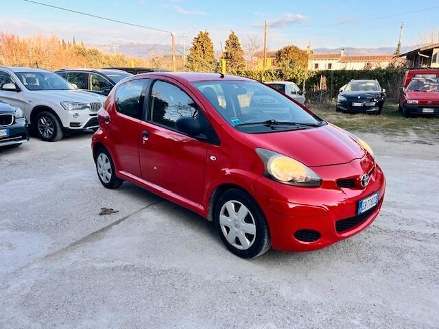 Toyota Aygo 1.0 12V VVT-i 3 porte Sol GPL