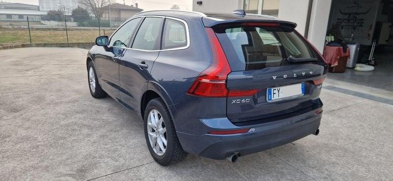 Volvo XC60 B4 AWD Geartronic Momentum