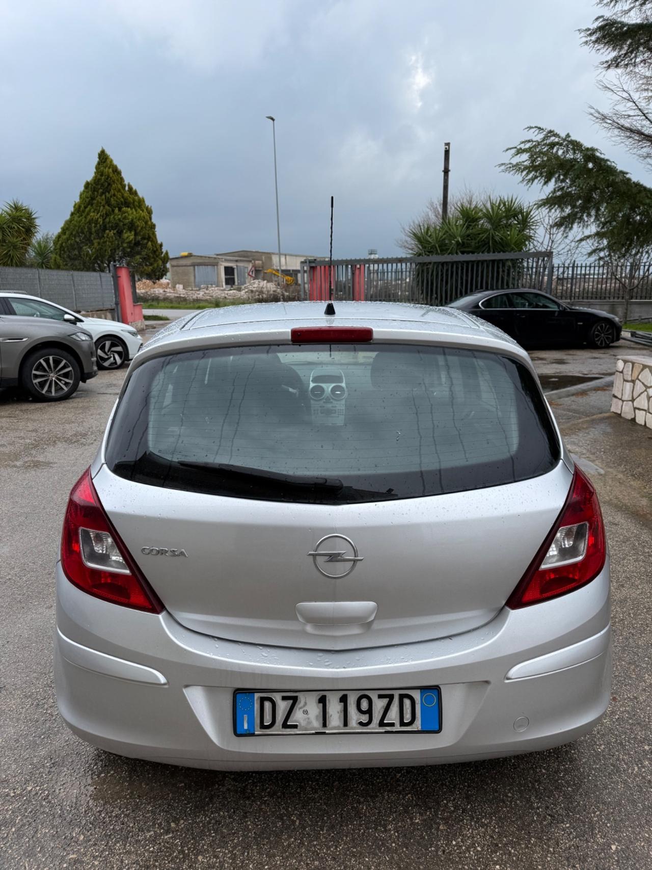 Opel Corsa 1.2 5 porte TECH Enjoy GPL CASA MADRE