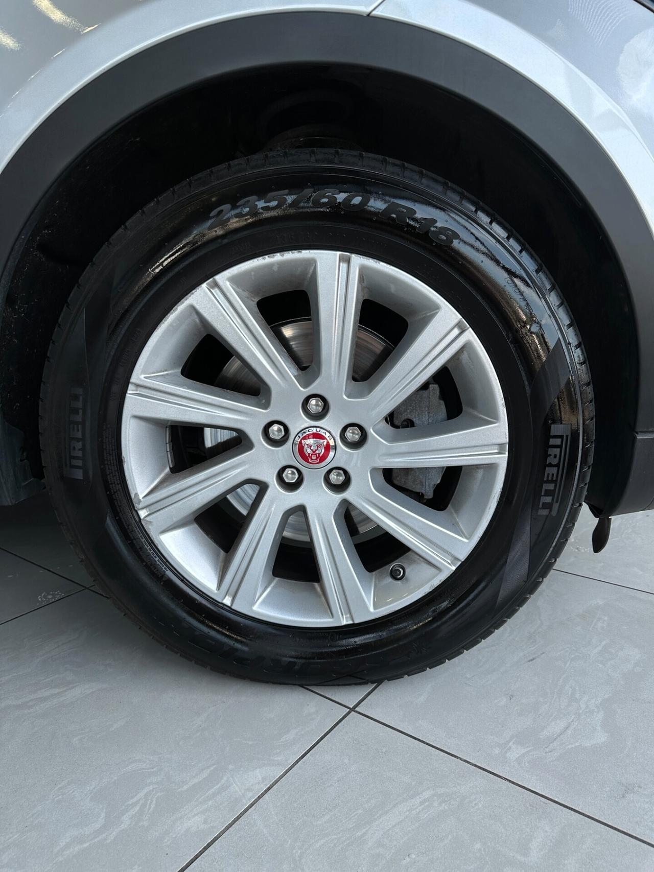 Jaguar E-Pace 2.0d i4 AWD Pelle Navi Camera Finanziabile Permute