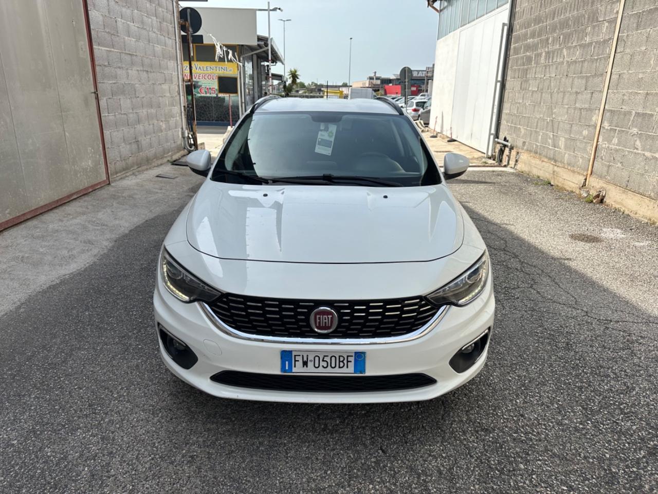 Fiat Tipo 1.6 Mjt S&S SW Lounge autom