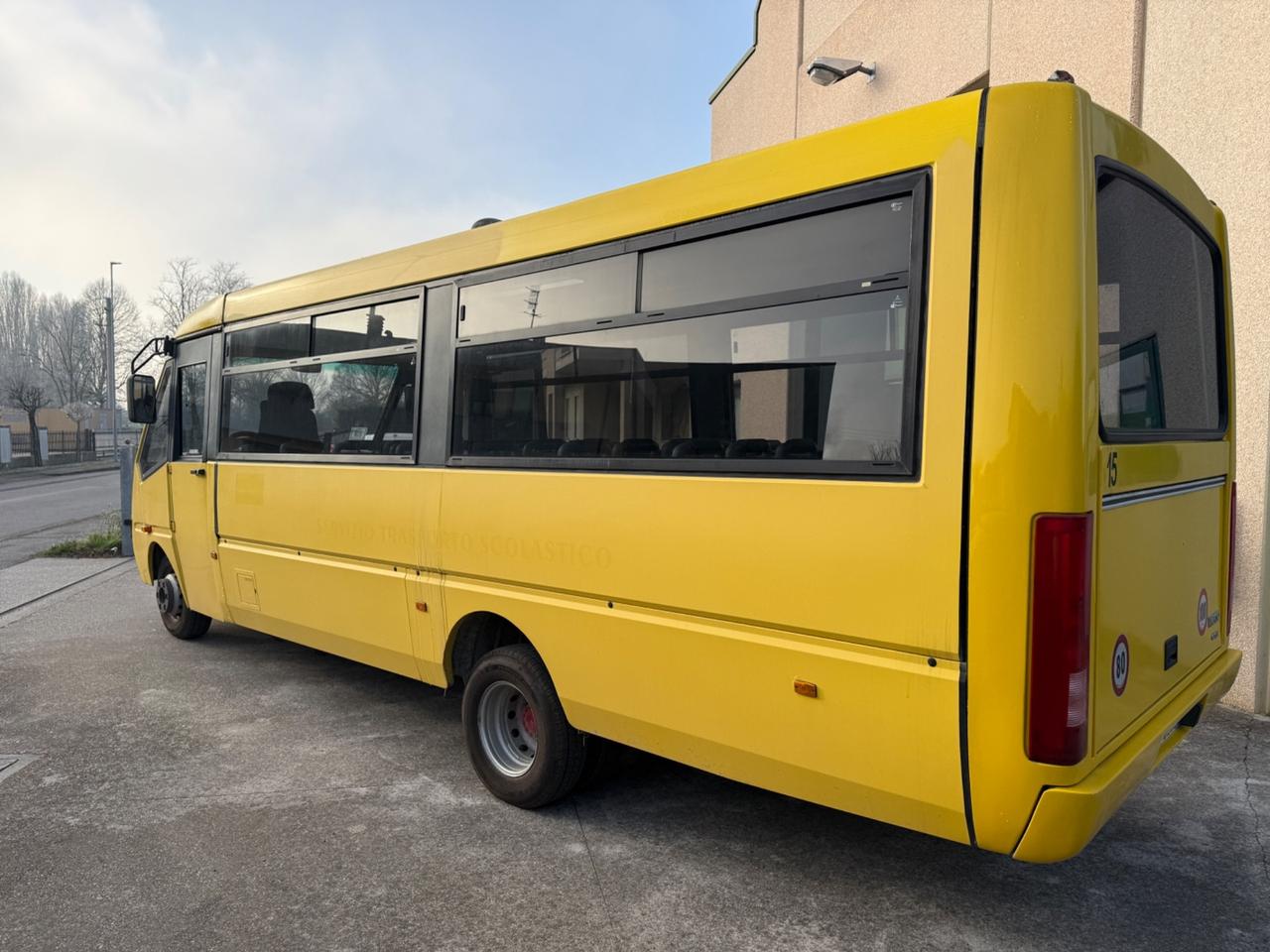Scuolabus/ Iveco 42 posti euro 9.500
