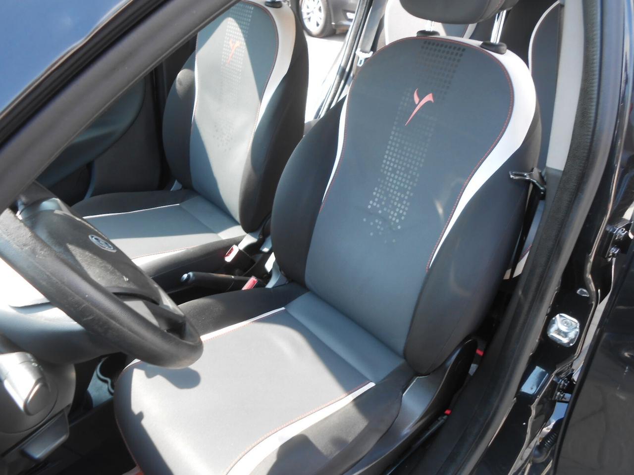 Lancia Ypsilon 0.9 TwinAir Metano Ecochic Elefantino