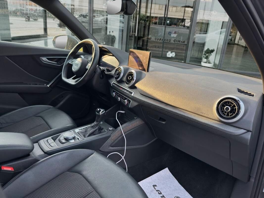 Audi Q2 30 2.0 tdi S-LINE VIRTUAL COCKPIT E CARPLAY