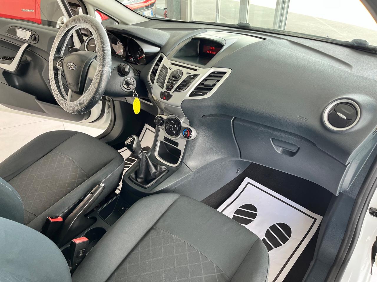 Ford Fiesta 1.4 TDCI 5 PORTE